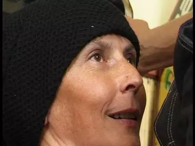 Alte Putzfrau wird von jungem Kerl gepoppt